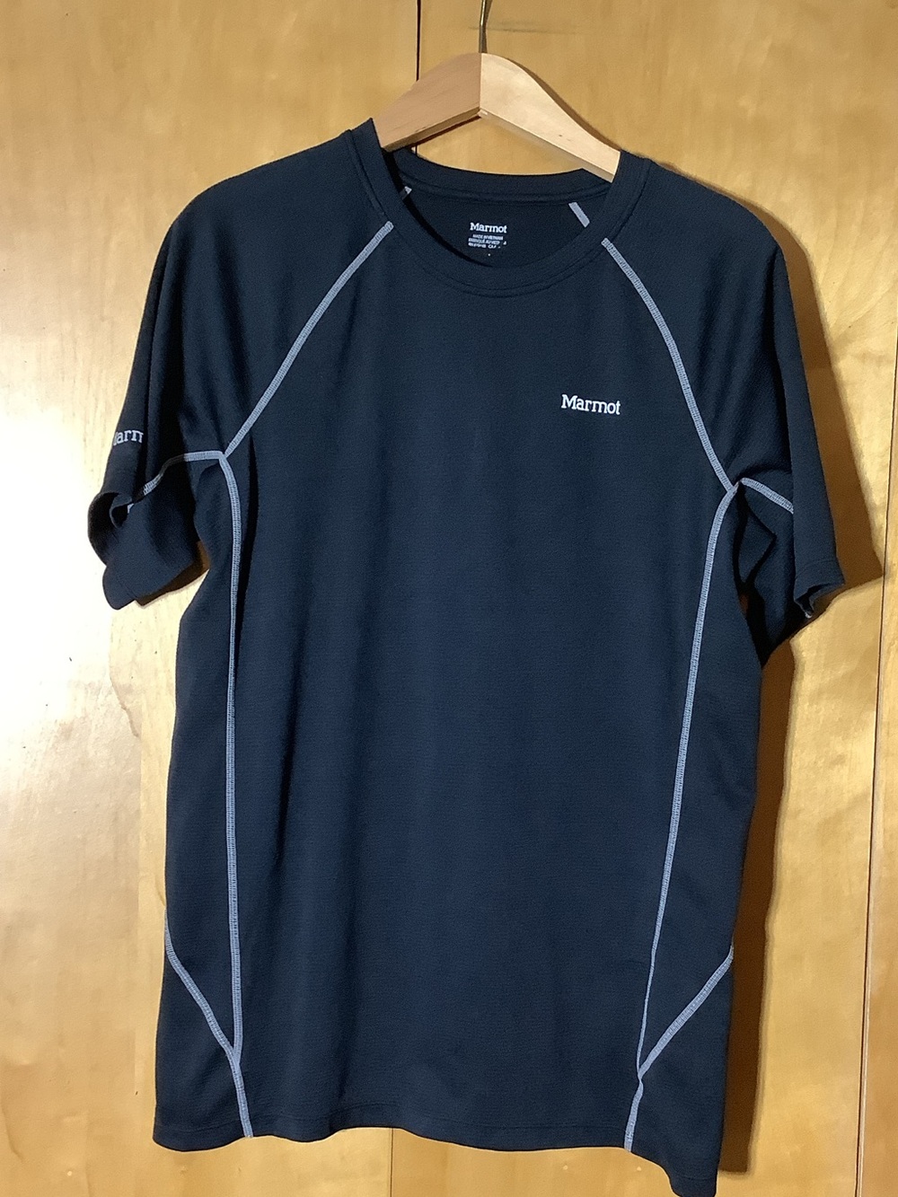 Marmot black performance tee, size large
